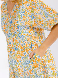 WOMEN'S SHORT SLEEVE V-NECK FRONT POCKETS TIERED FLORAL MAXI DRESS