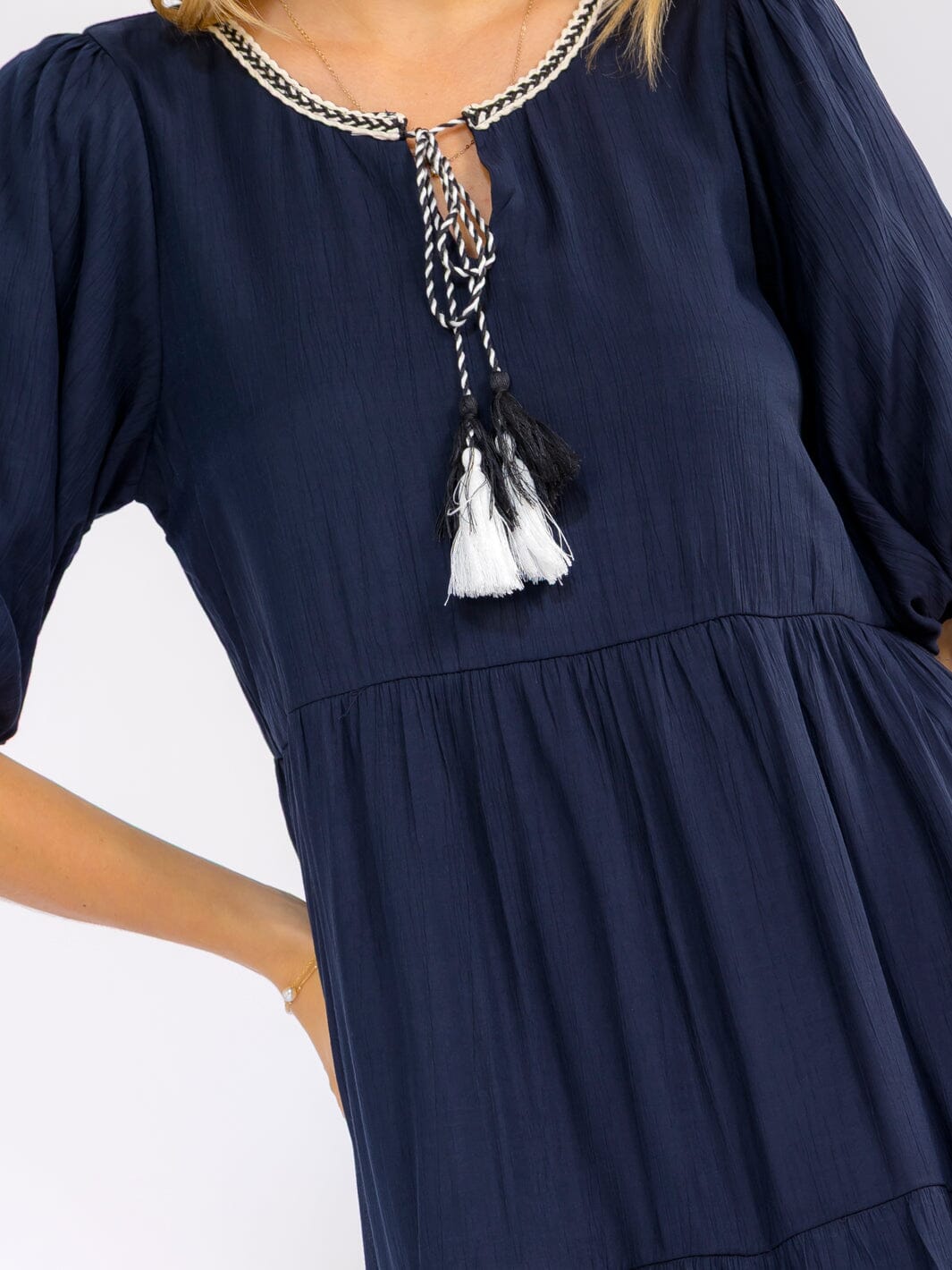 WOMEN'S SHORT PUFF SLEEVE FRONT POCKETS TIERED MIDI DRESS
