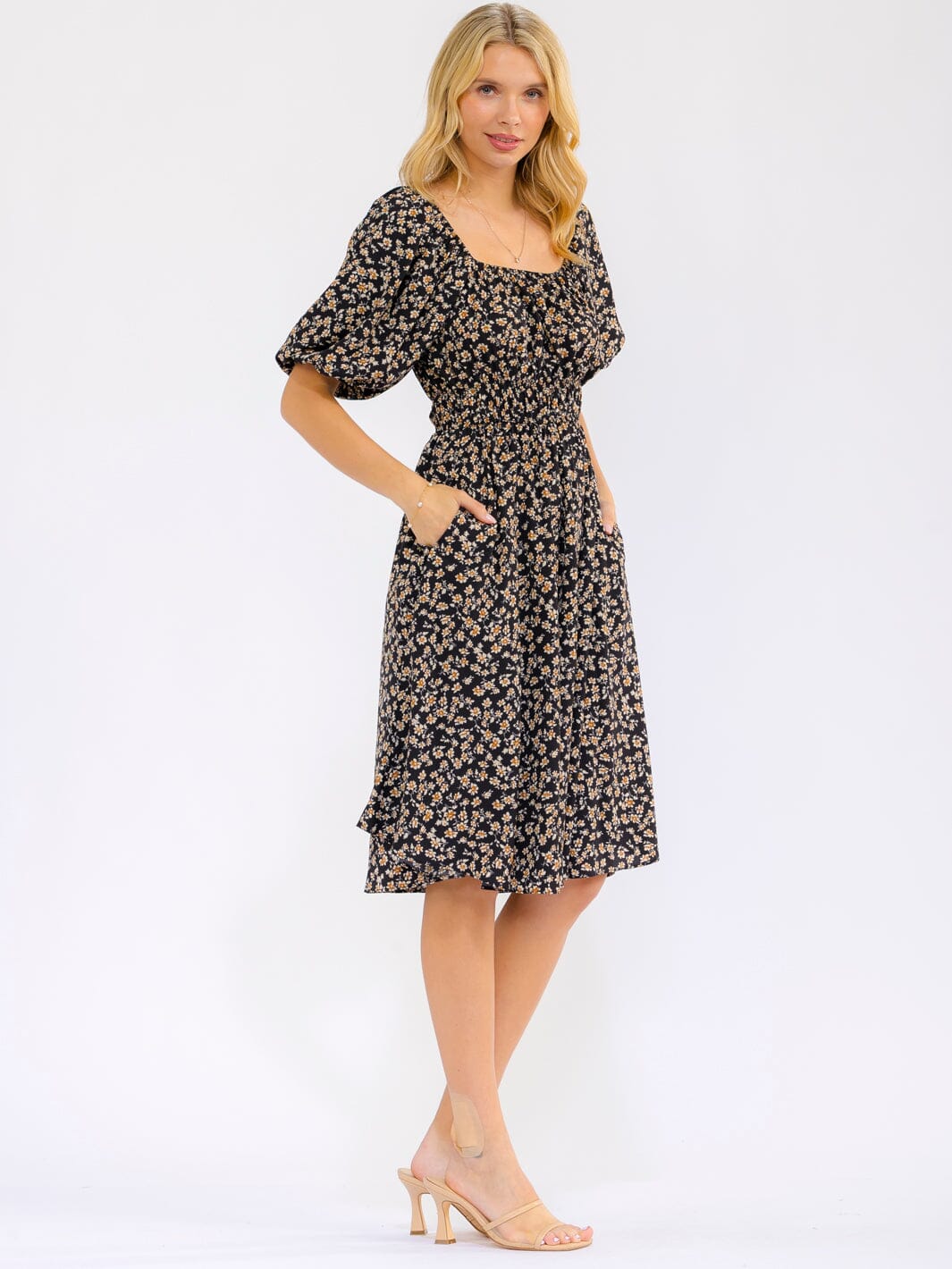 WOMEN'S SHORT PUFF SLEEVE SQUARE NECK FRONT POCKETS ELASTIC WAIST FLORAL MINI DRESS