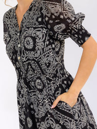 WOMEN'S SHORT PUFF SLEEVE V-NECK BUTTON UP FRONT POCKETS MULTI PRINT MAXI DRESS