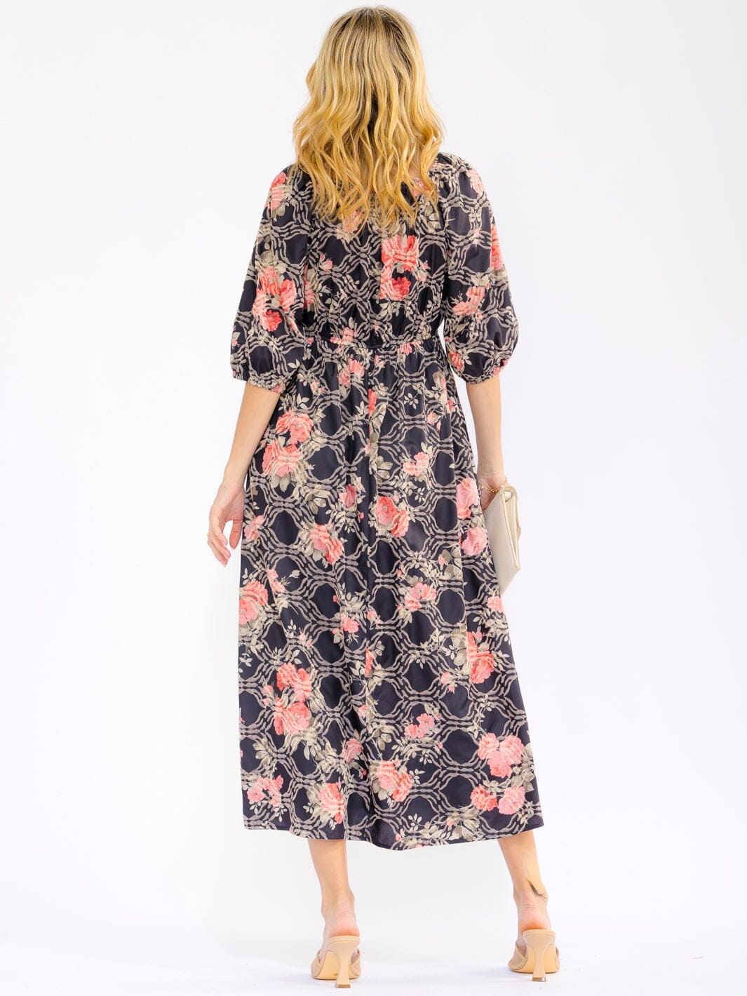 WOMEN'S SHORT PUFF SLEEVE V-NECK FRONT POCKETS FLORAL STITCHED MAXI DRESS