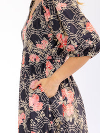 WOMEN'S SHORT PUFF SLEEVE V-NECK FRONT POCKETS FLORAL STITCHED MAXI DRESS