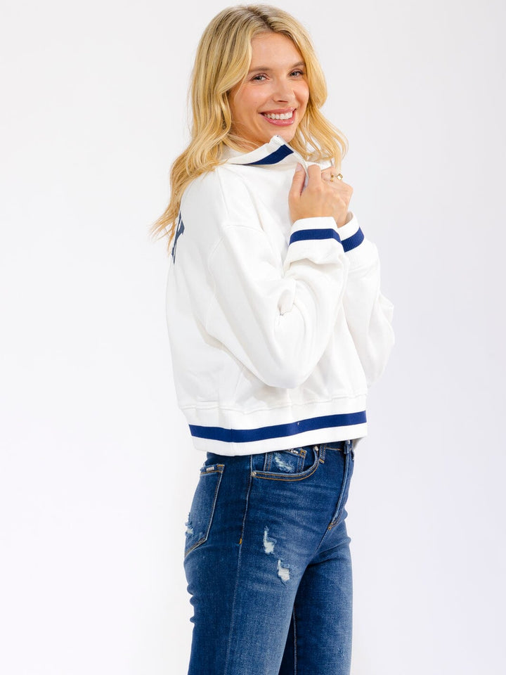 WOMEN'S LONG SLEEVE ZIP UP GRAPHIC PULLOVER SWEATER