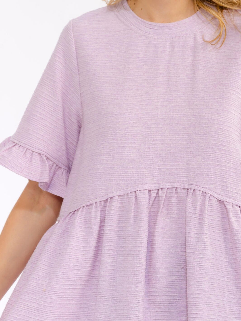 WOMEN'S SHORT RUFFLE SLEEVE RIBBED PEPLUM BLOUSE