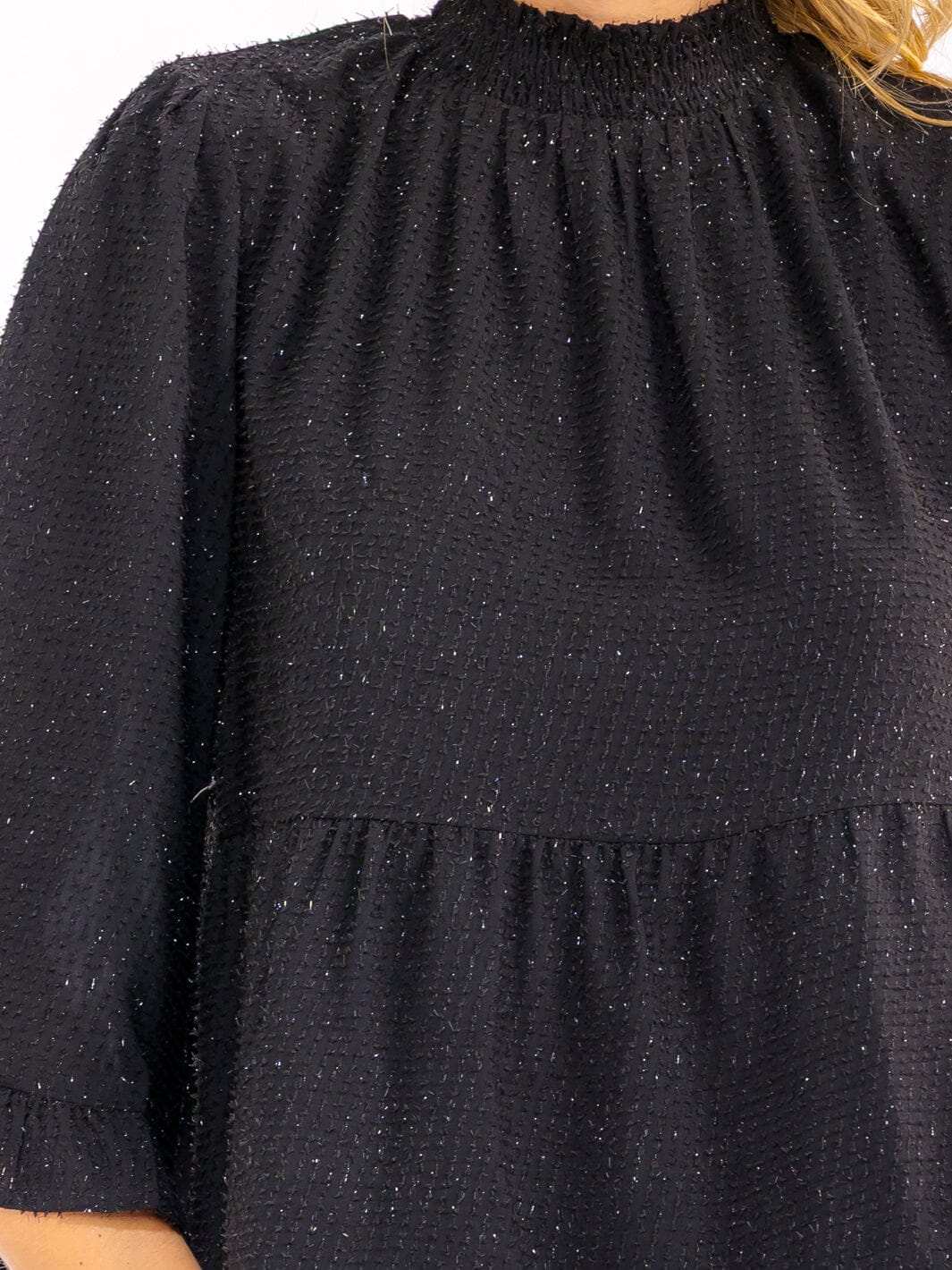 WOMEN'S 3/4 SLEEVE MOCK NECK TIERED TUNIC SHIMMER BLOUSE