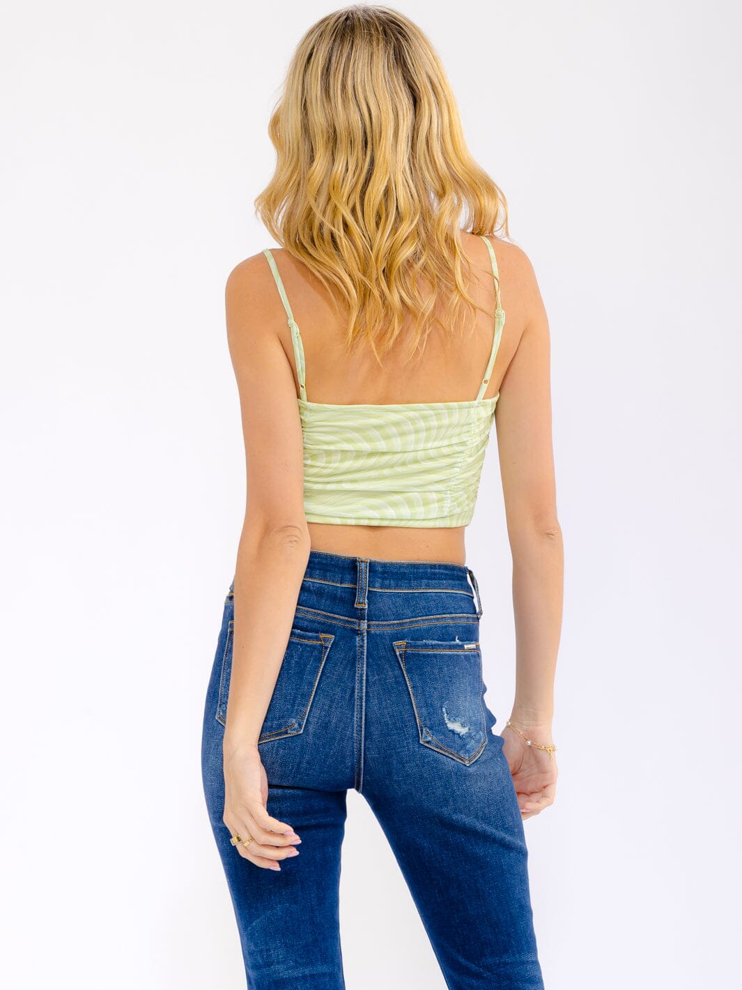 WOMEN'S SLEEVELESS RUCHING FRONT PRINT CROP TOP