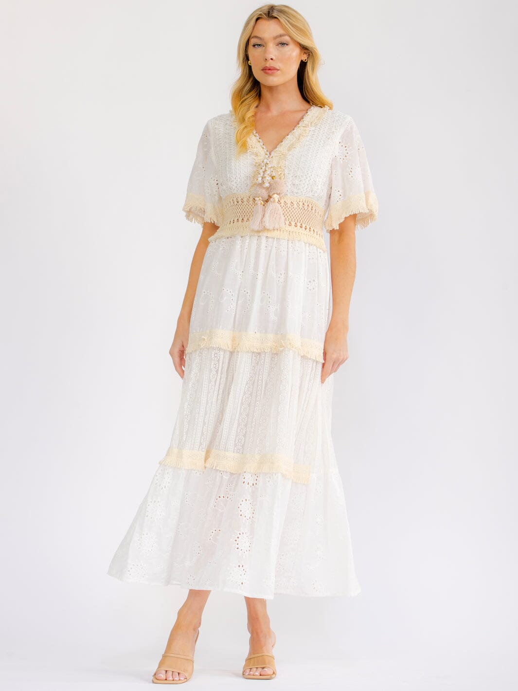 WOMEN'S SHORT BELL SLEEVE V-NECK TIERED CROCHET LACE MAXI DRESS