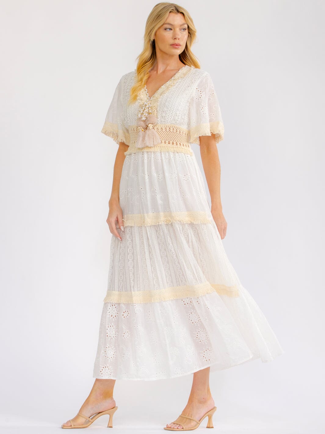 WOMEN'S SHORT BELL SLEEVE V-NECK TIERED CROCHET LACE MAXI DRESS