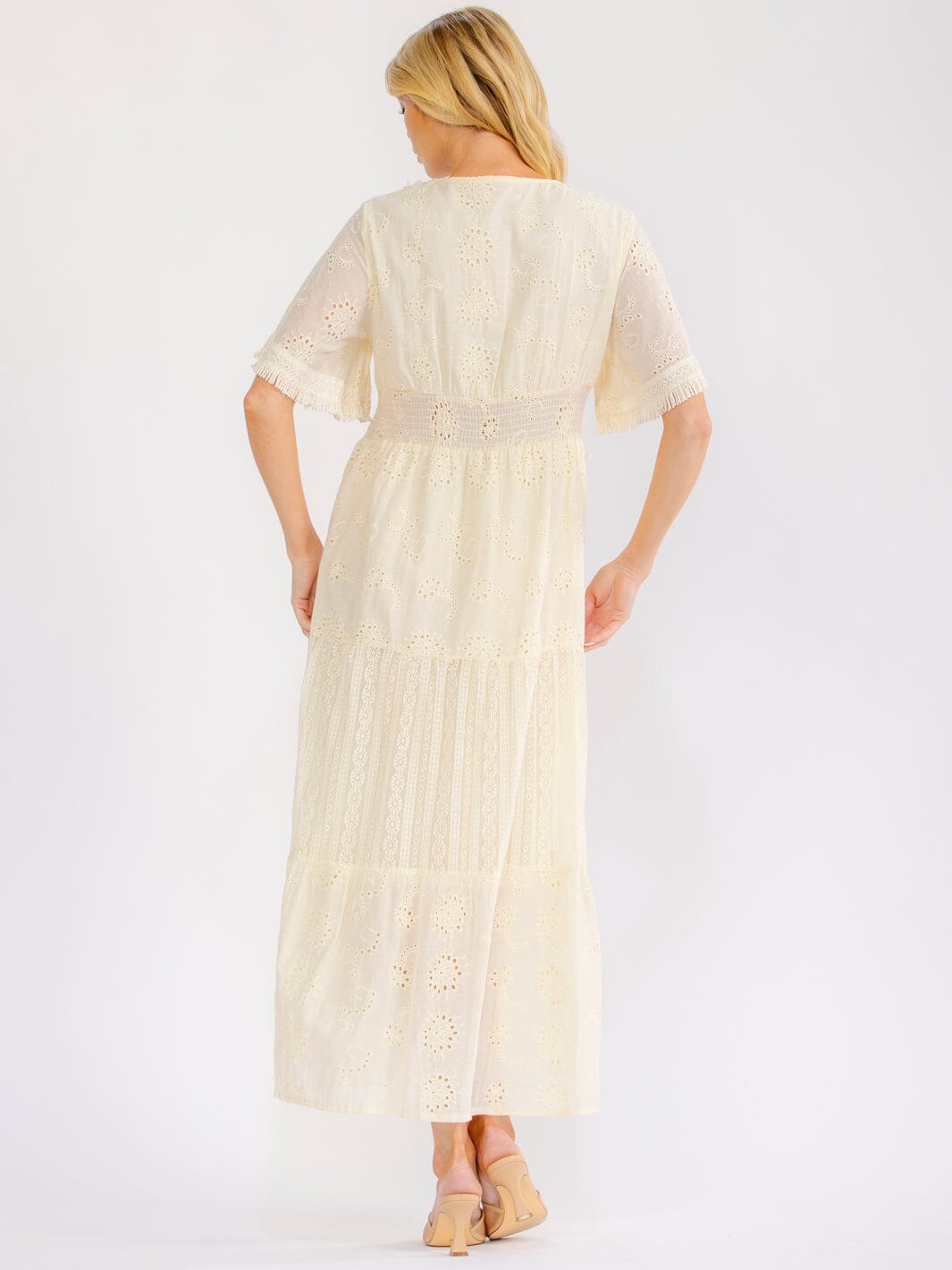 WOMEN'S SHORT BELL SLEEVE V-NECK TIERED CROCHET LACE MAXI DRESS