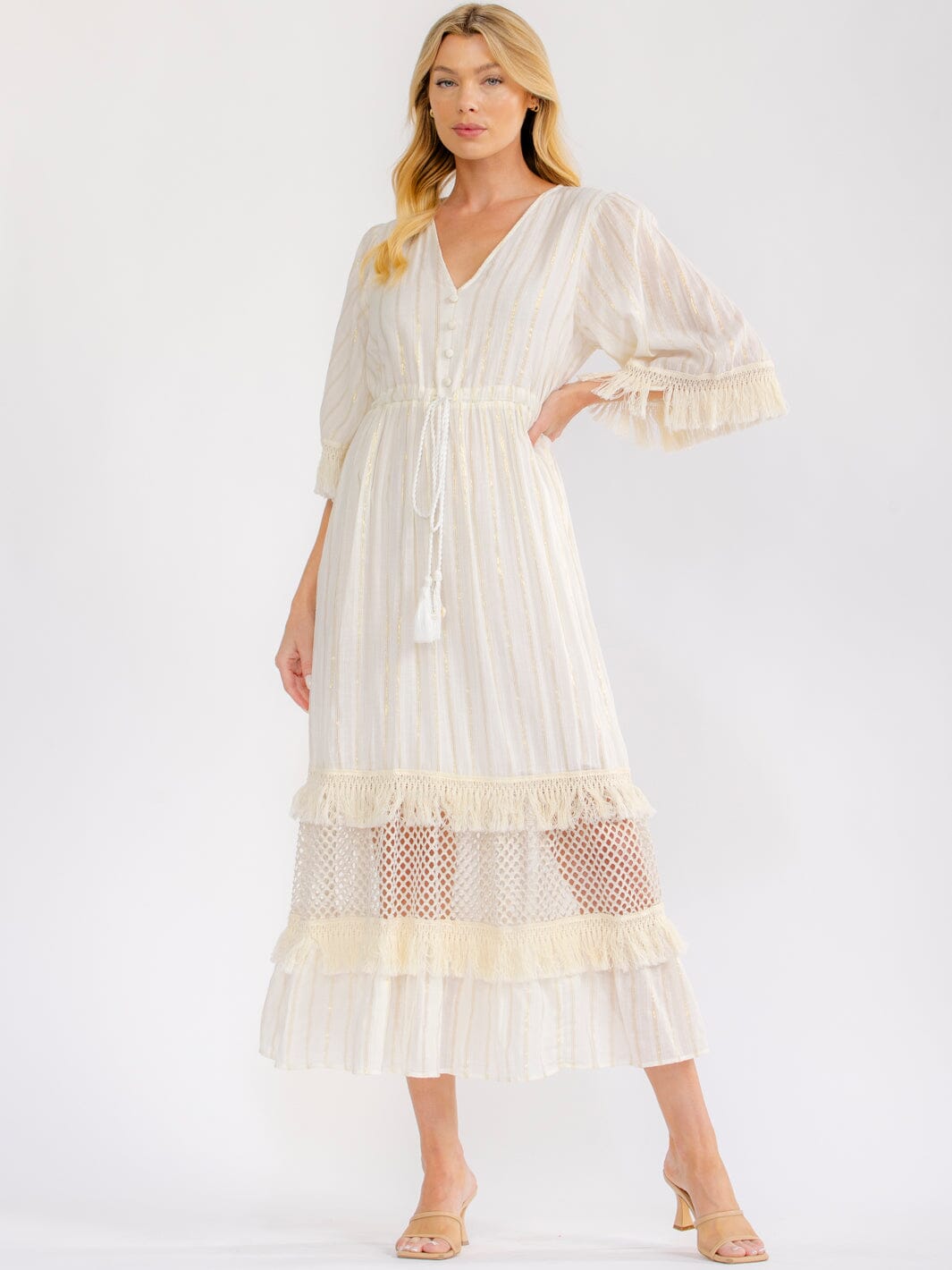 WOMEN'S 3/4 BELL SLEEVE V-NECK TIERED CROCHET LACE MAXI DRESS
