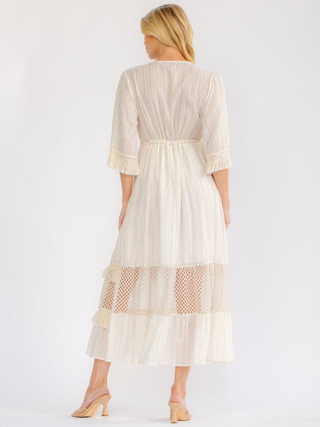 WOMEN'S 3/4 BELL SLEEVE V-NECK TIERED CROCHET LACE MAXI DRESS