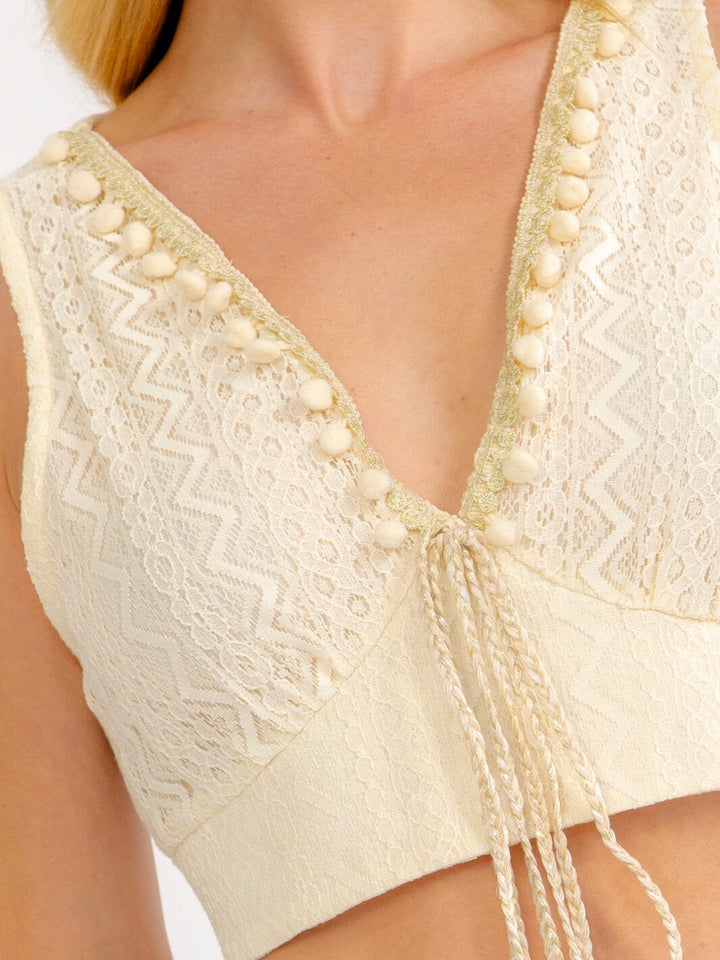 WOMEN'S SLEEVELESS V-NECK LACE CROP TANK TOP