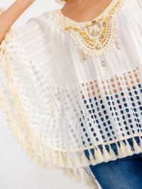 WOMEN'S LONG SLEEVE TASSEL TRIM CROCHET TUNIC TOP