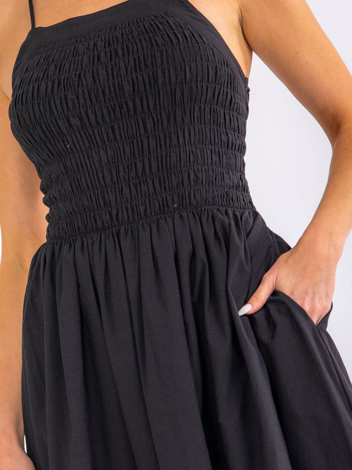 WOMEN'S SLEEVELESS OPEN BACK SMOCK FRONT POCKETS SIDE SLIT MAXI DRESS