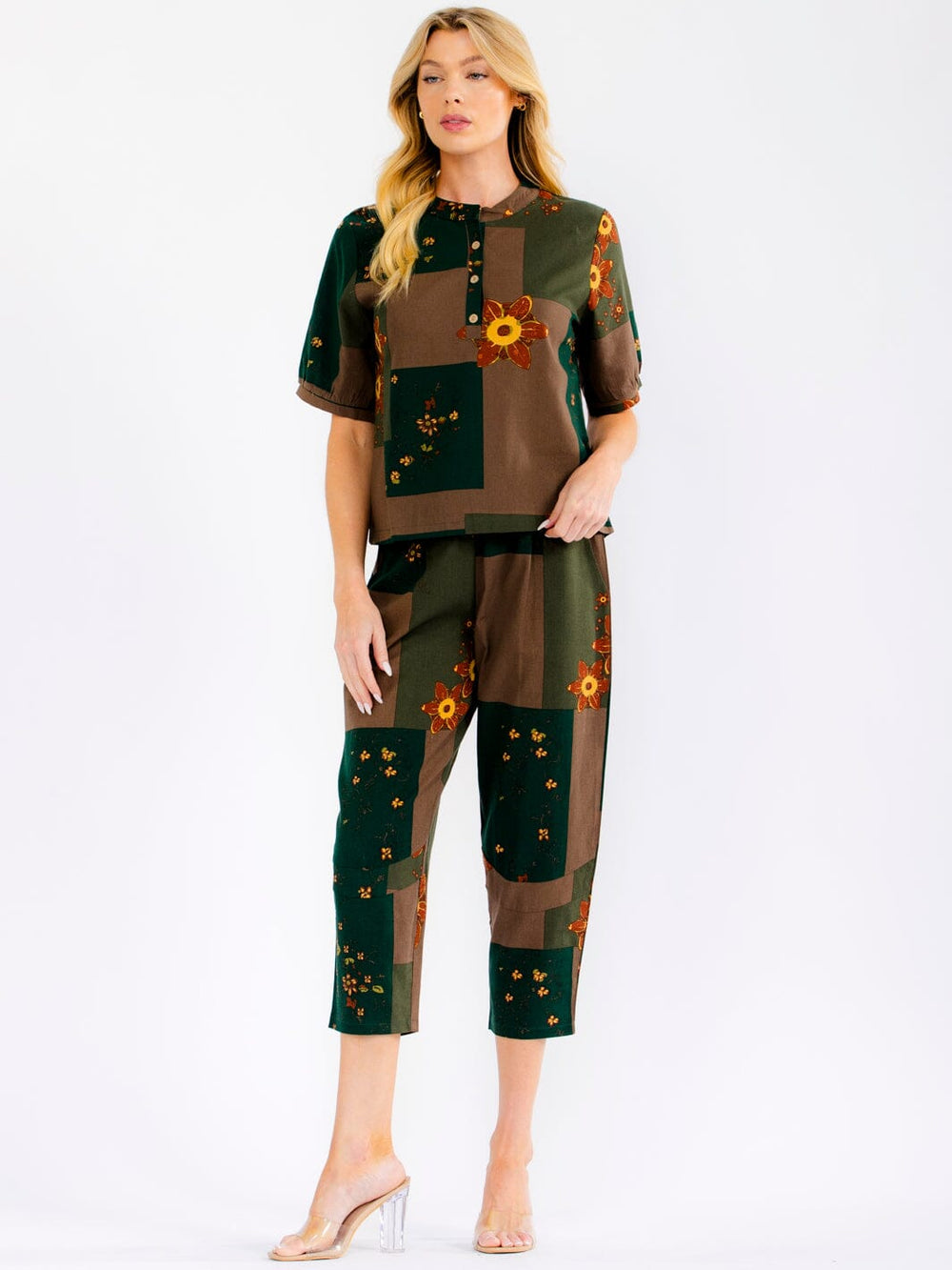 WOMEN'S SHORT SLEEVE BLOUSE & ELASTIC WAIST POCKETS CAPRI PANTS FLORAL COLORBLOCK 2PC. SET