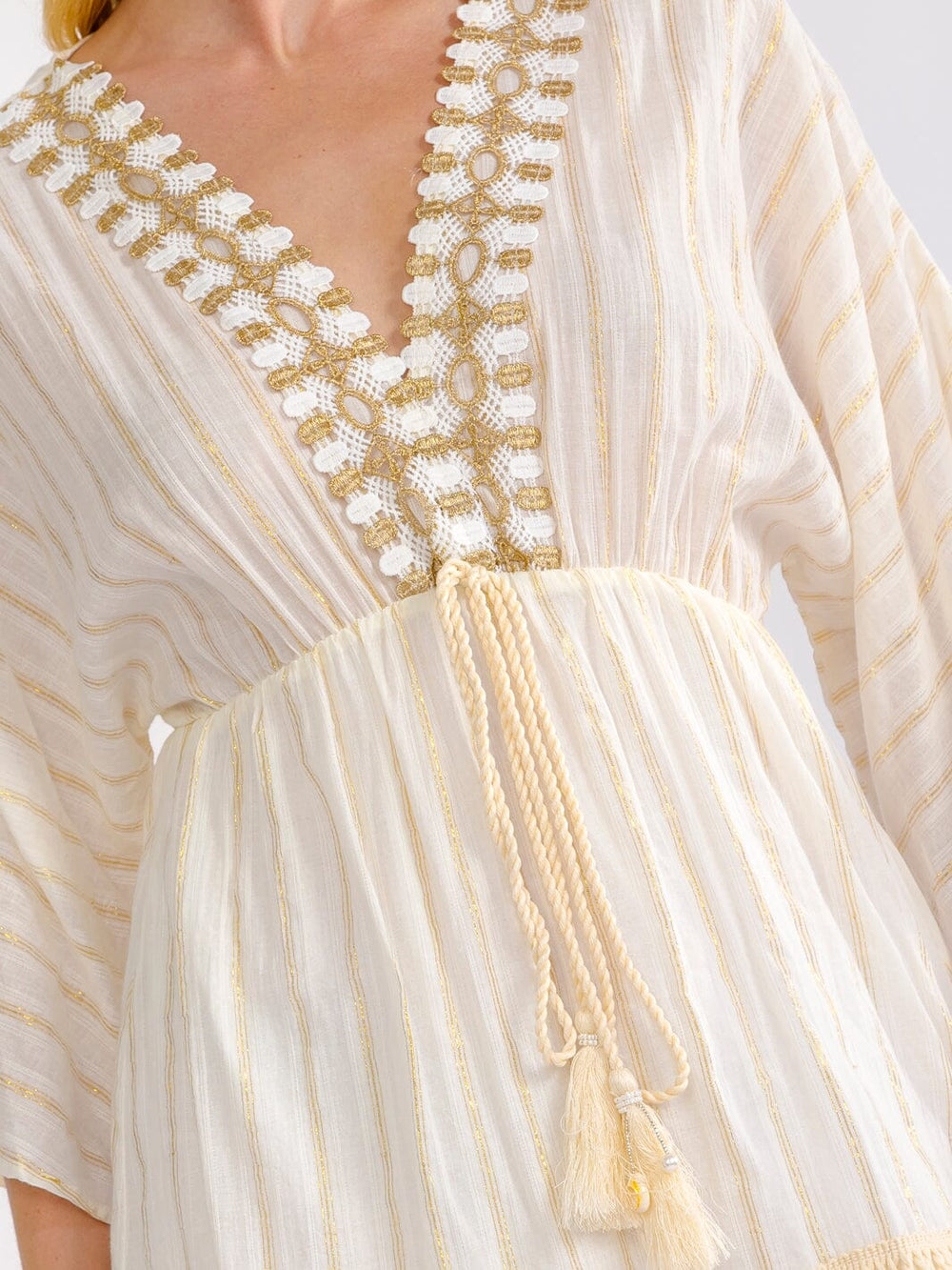 WOMEN'S 3/4 SLEEVE V-NECK CROCHET SHIMMER MINI DRESS