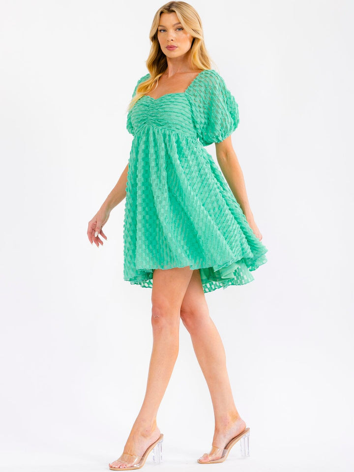 WOMEN'S SHORT PUFF SLEEVE SMOCK FIT & FLARE MINI DRESS