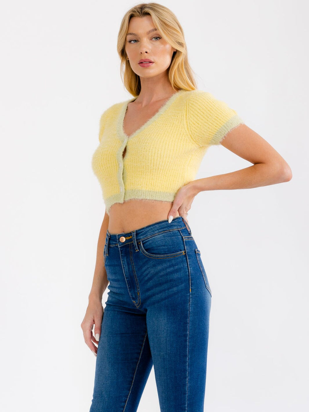 WOMEN'S SHORT SLEEVE BUTTTON UP FUZZY CROP TOP