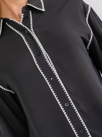 WOMEN'S LOGN SLEEVE BUTTON UP TRIM STITCHED BLOUSE