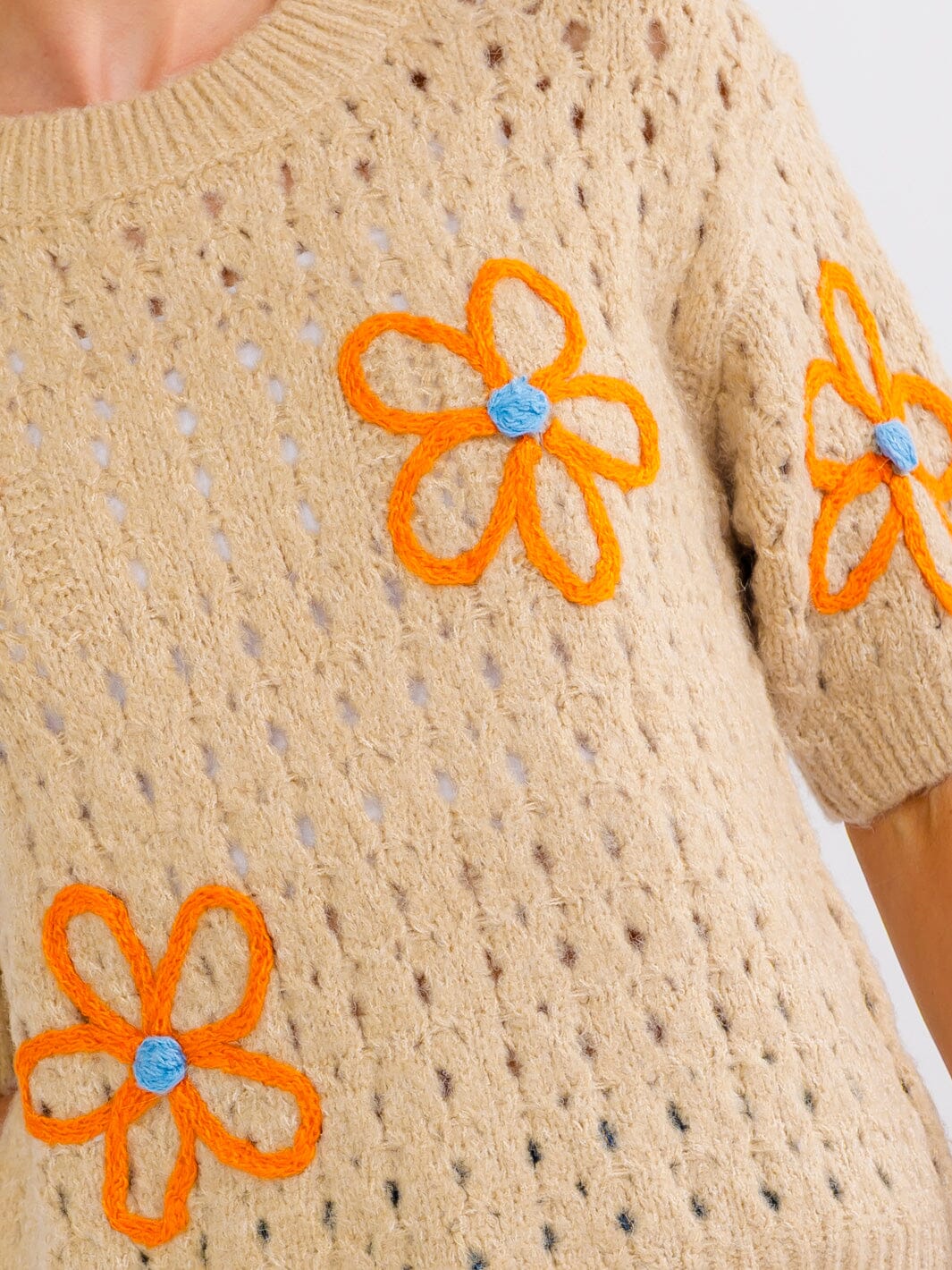 WOMEN'S SHORT SLEEVE FLOWER CROCHET SWEATER TOP
