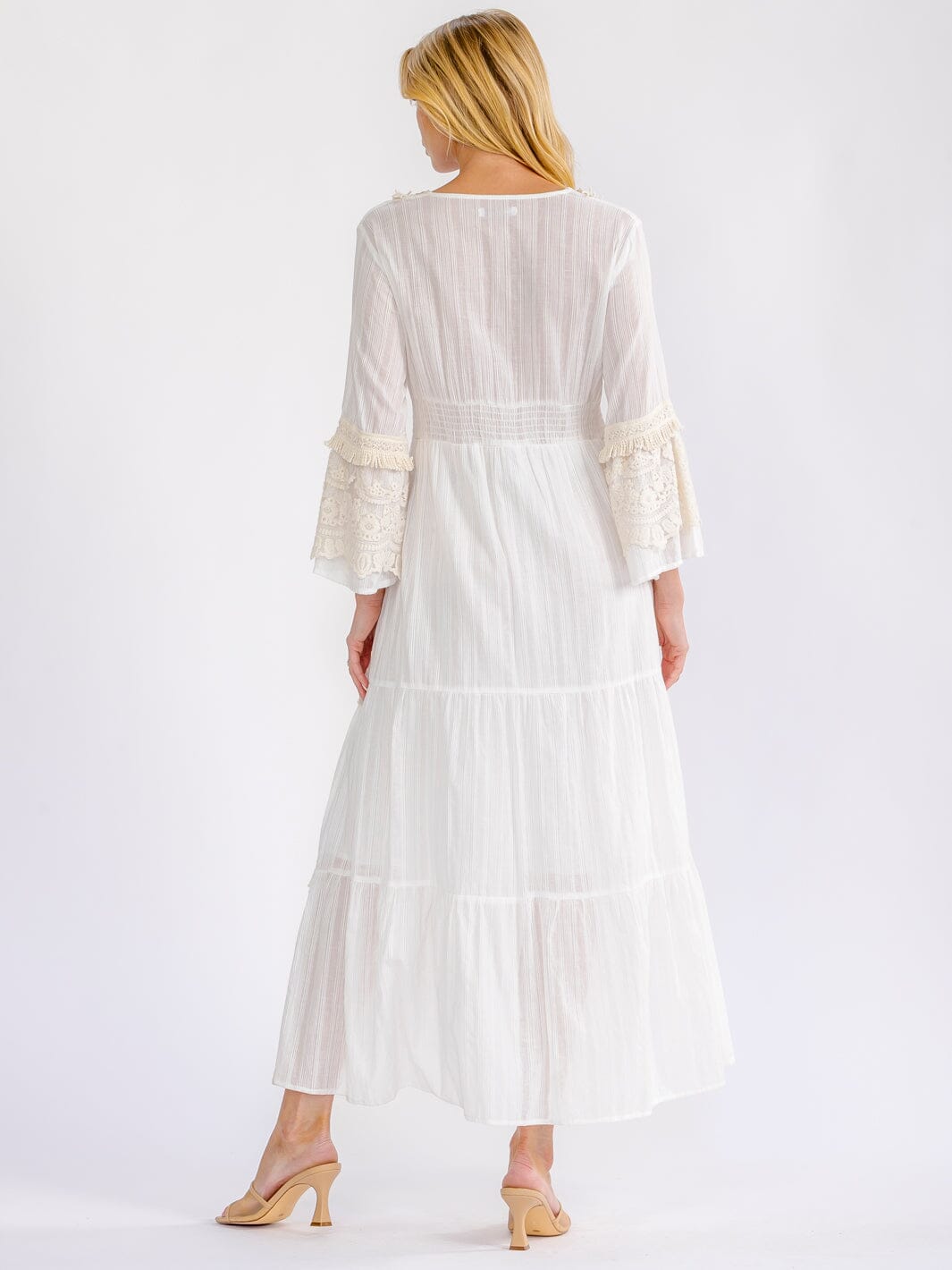 WOMEN'S LONG BELL SLEEVE V-NECK TIERED CROCHET LACE MAXI DRESS