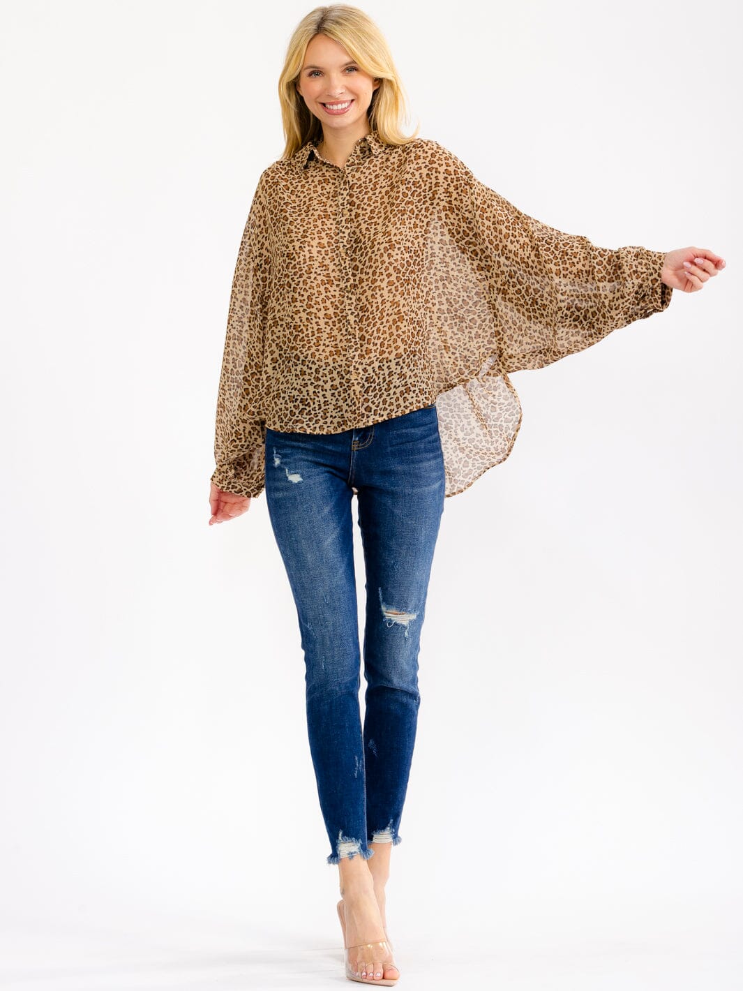 WOMEN'S LONG SLEEVE BUTTON UP HIGH-LOW ANIMAL PRINT BLOUSE