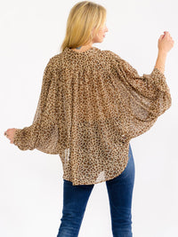 WOMEN'S LONG SLEEVE BUTTON UP HIGH-LOW ANIMAL PRINT BLOUSE
