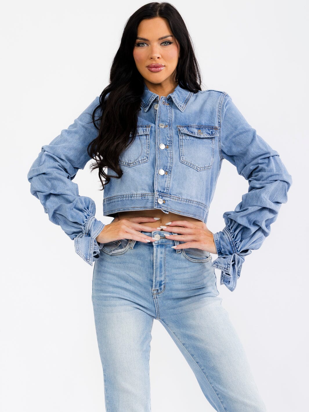 WOMEN'S LONG RUCHED SLEEVE BUTTON UP POCKETS DENIM WASHED JACKET