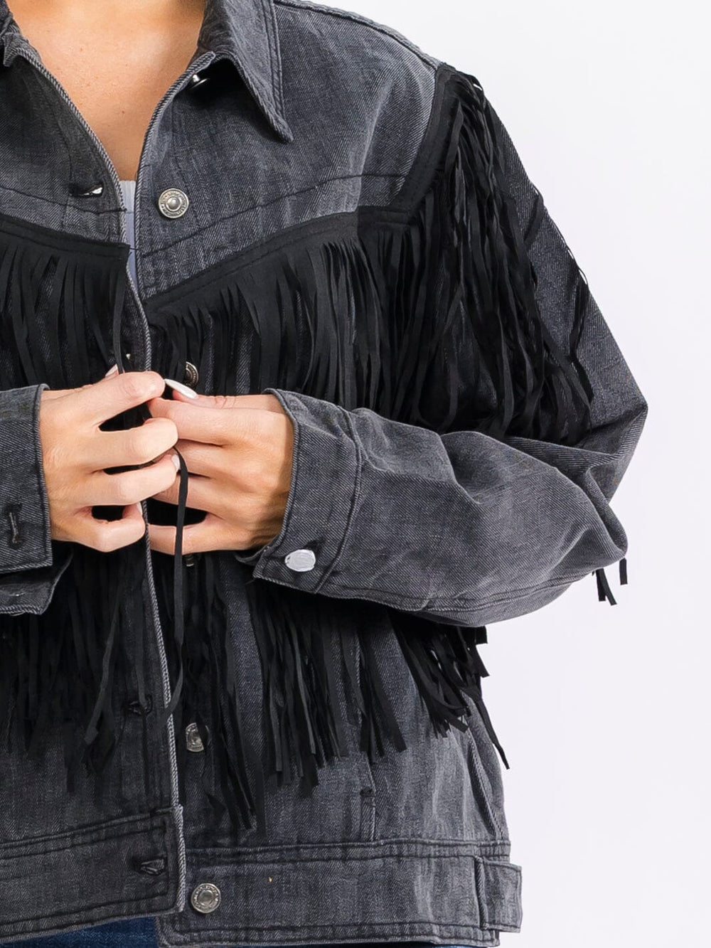 WOMEN'S LONG SLEEVE BUTTON UP POCKETS DENIM FRINGE JACKET