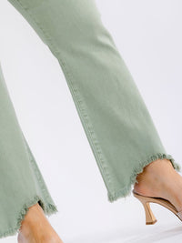PLUS SIZE BUTTON CLOSURE ELASTIC WAIST POCKETS DISTRESS LEG DENIM PANTS