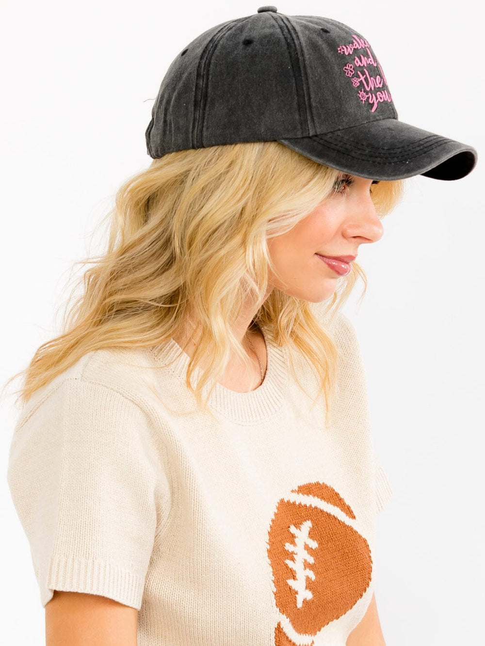 WOMEN'S ASSORTED COLORS ADJUSTABLE STRAP GRAPHIC BASEBALL CAPS