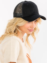 WOMEN'S ADJUSTABLE STRAP DISTRESS TRUCKER CAPS