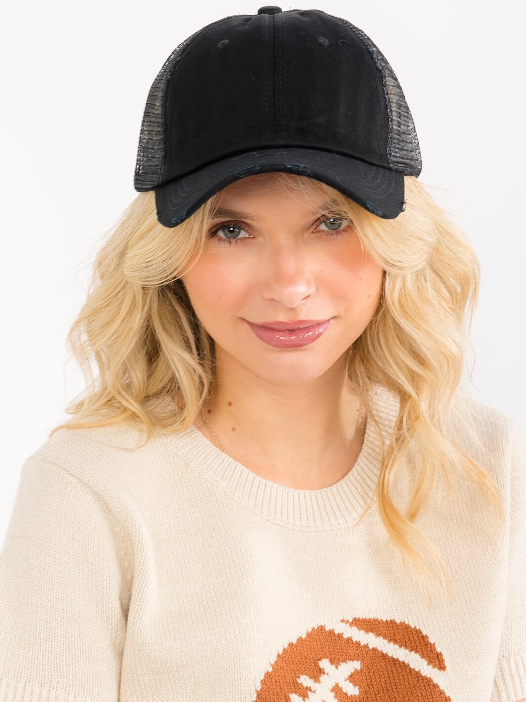 WOMEN'S ADJUSTABLE STRAP DISTRESS TRUCKER CAPS