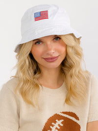 WOMEN'S USA FLAG PATCH WASHED BUCKET HAT
