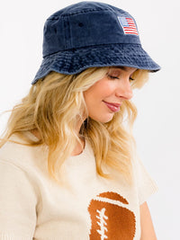 WOMEN'S USA FLAG PATCH WASHED BUCKET HAT