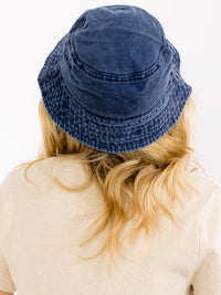 WOMEN'S USA FLAG PATCH WASHED BUCKET HAT