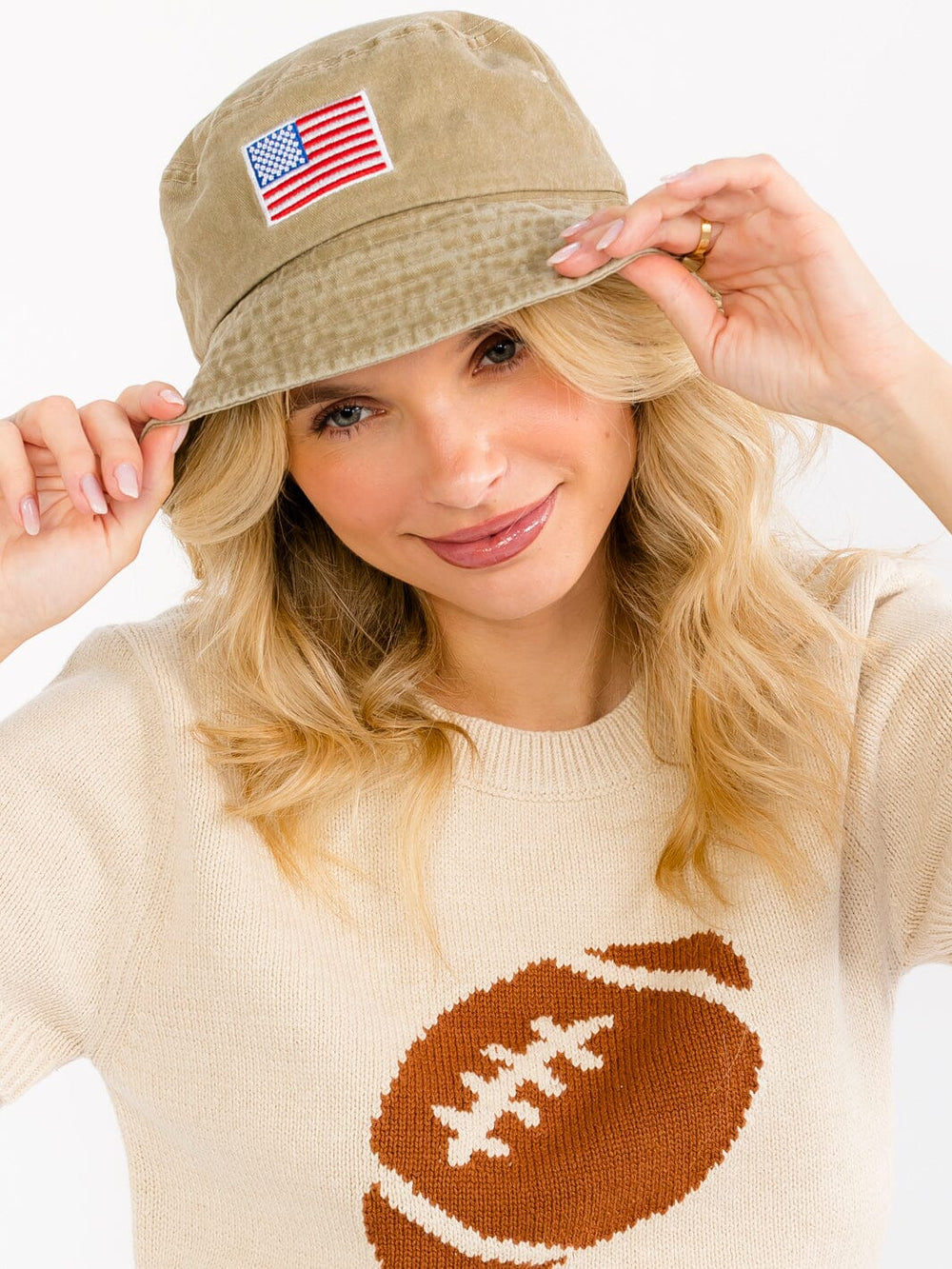 WOMEN'S USA FLAG PATCH WASHED BUCKET HAT