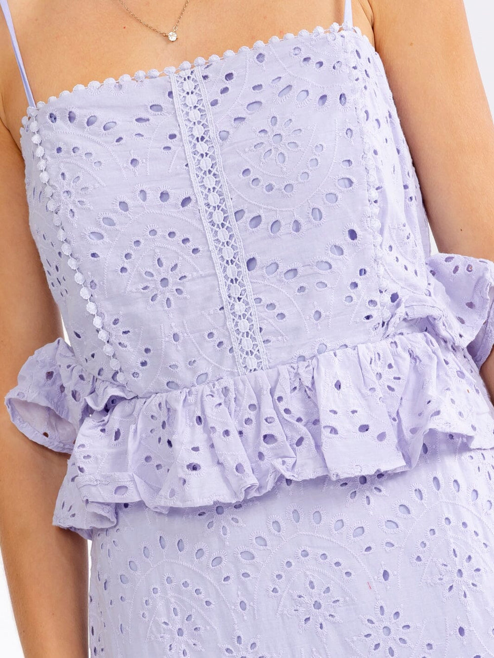 JUST ME WOMEN'S SLEEVELESS TIERED RUFFLE EYELET BODYCON MAXI DRESS