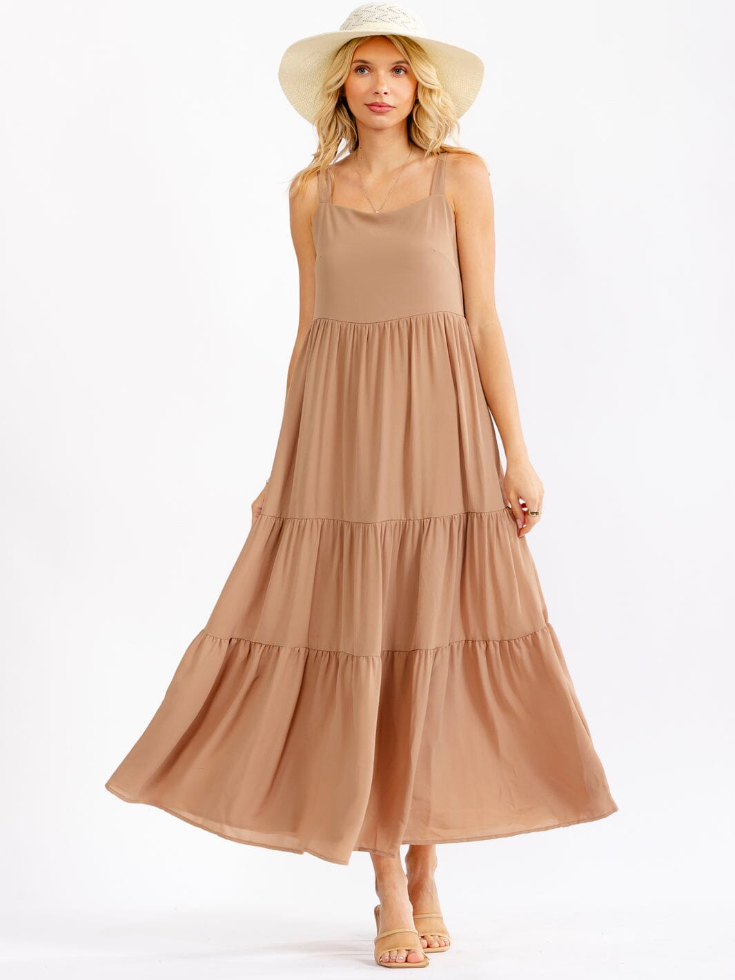 WOMEN'S SLEEVELESS SQUARE NECK FRONT POCKETS TIERED MAXI DRESS