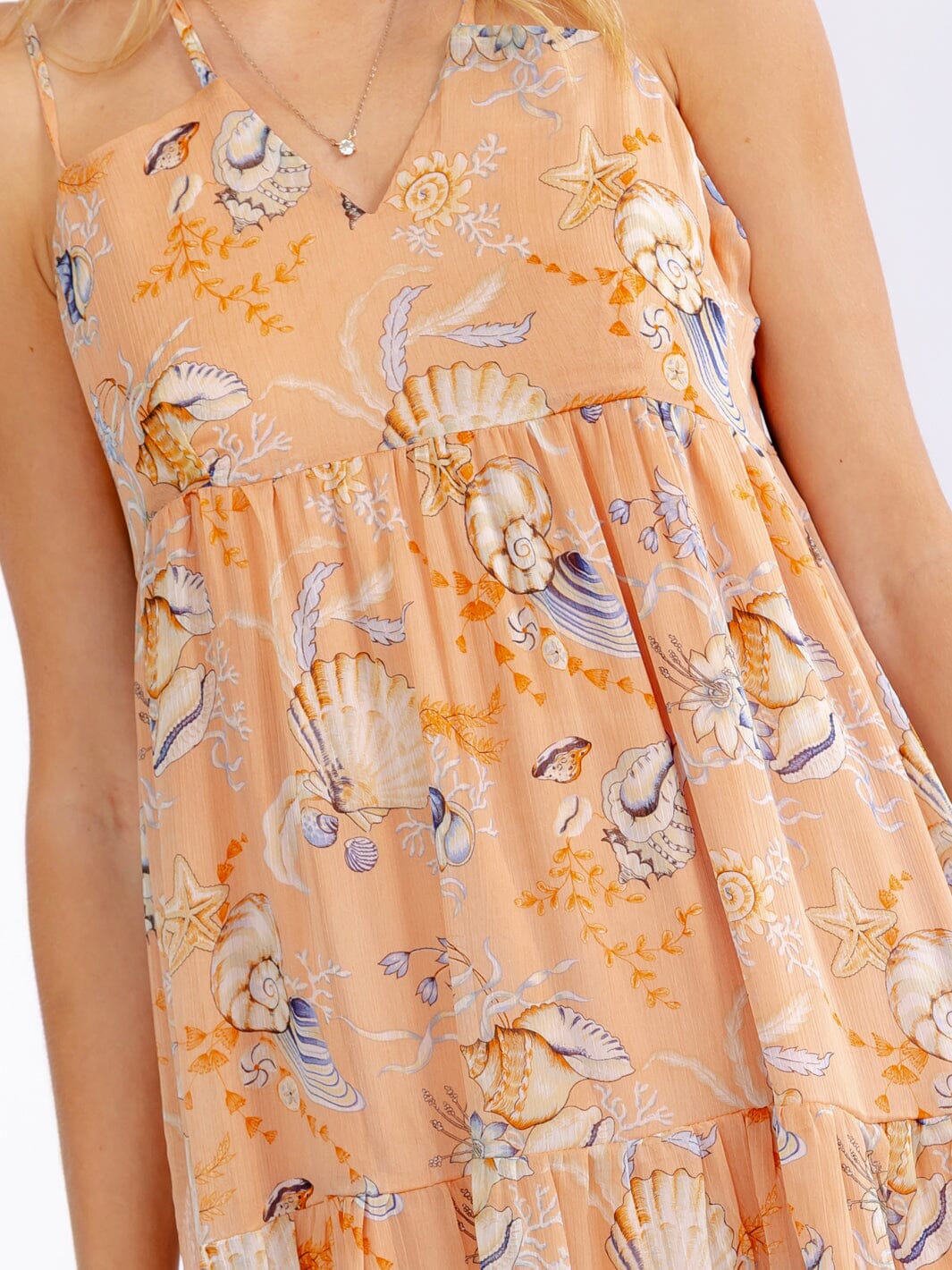 WOMEN'S SLEEVELESS V-NECK TIERED FLORAL MIDI DRESS