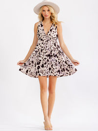 WOMEN'S SLEEVELESS V-NECK ELASTIC WAIST ANIMAL PRINT MINI DRESS