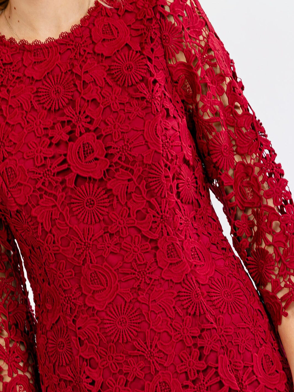 JUST ME WOMEN'S 3/4 SLEEVE OPEN BACK FLORAL CROCHET BODYCON MINI DRESS