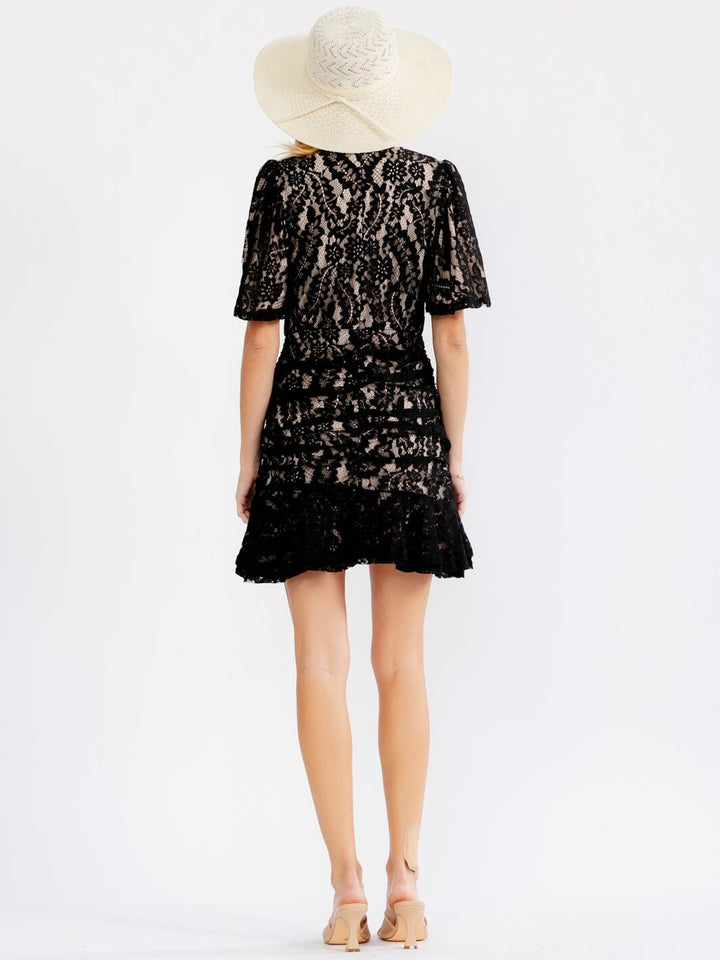 JUST ME WOMEN'S SHORT SLEEVE V-NECK RUCHED BODYCON RUFFLE LACE MINI DRESS