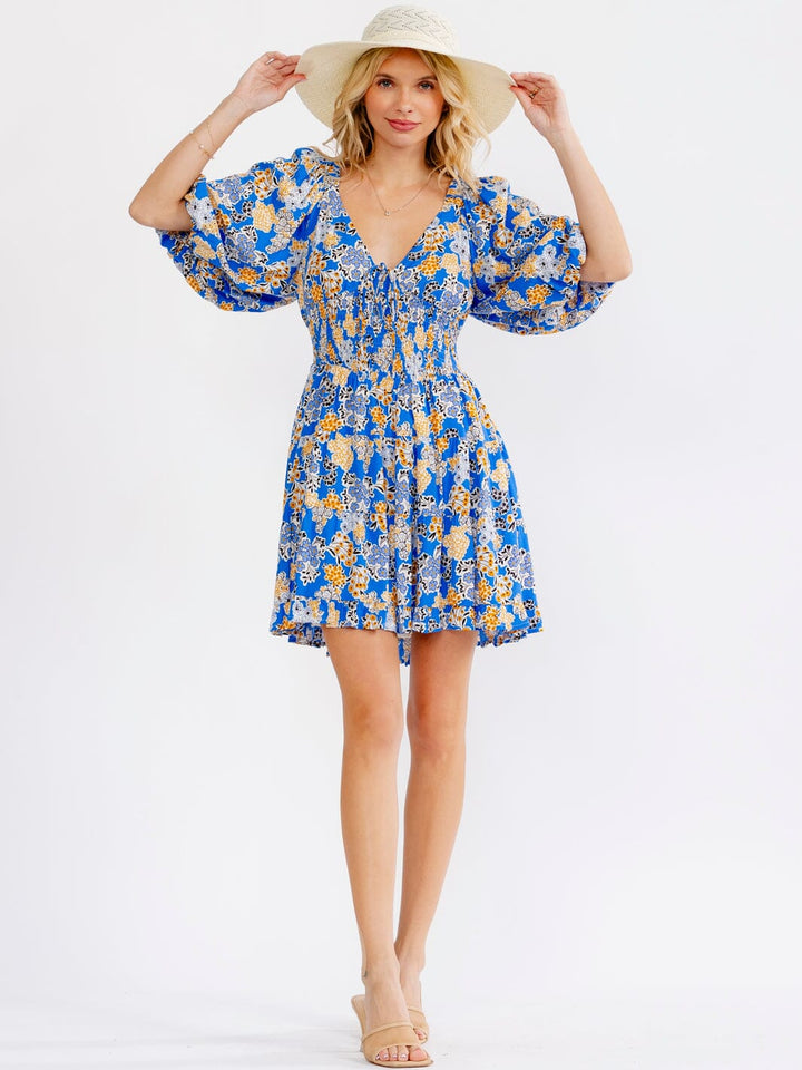 WOMEN'S SHORT SLEEVE V-NECK SMOCK WAIST TIERED FLORAL MINI DRESS