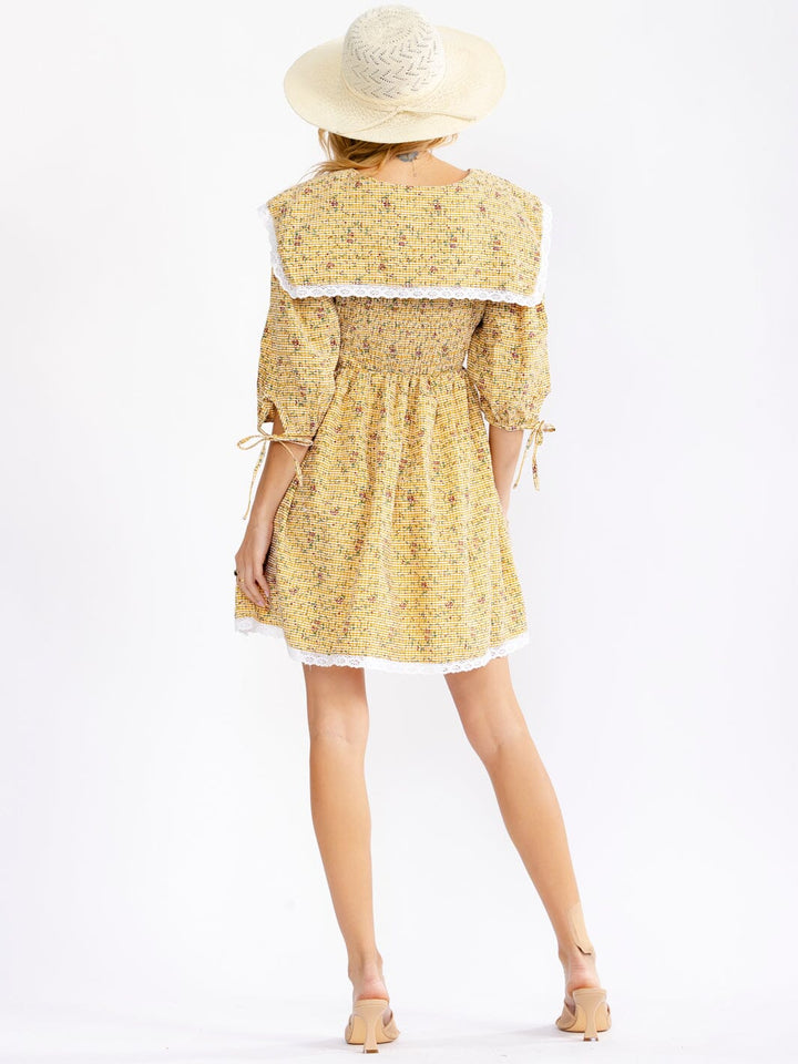 JUST ME WOMEN'S 3/4 PUFF SLEEVE FRONT POCKETS SMOCK FIT & FLARE FLORAL MINI DRESS