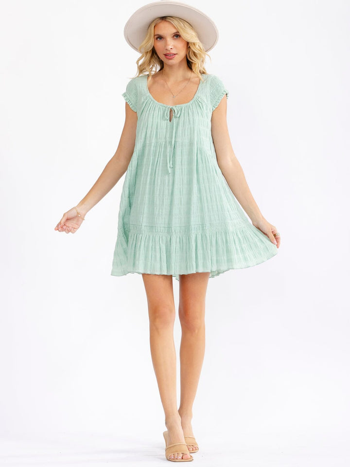 WOMEN'S SLEEVELESS FRONT POCKETS TIERED LOOSE FIT MINI DRESS