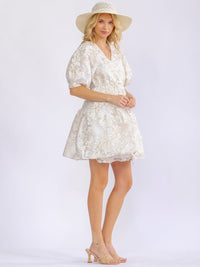 JUST ME WOMEN'S SHORT PUFF SLEEVE SHIMMER DETAILED WRAP MINI DRESS