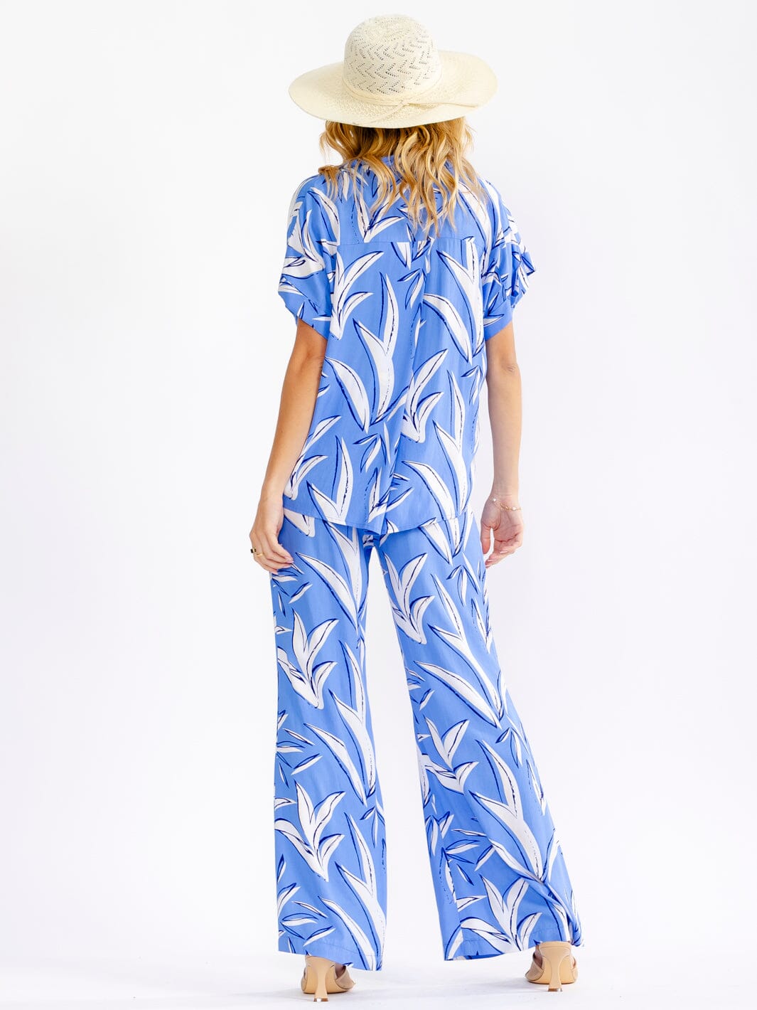 WOMEN'S SHORT SLEEVE BLOUSE & ELASTIC WAIST PANTS LEAF PRINT 2PC. SET
