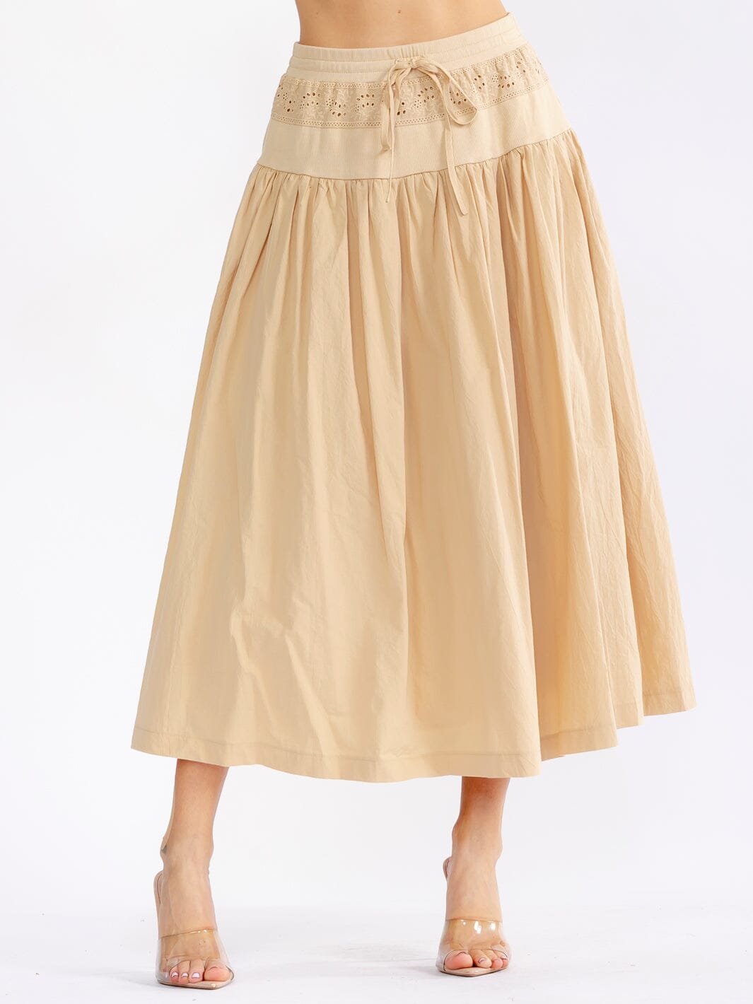 WOMEN'S ELASTIC WAIST FRONT POCKETS EYELET FIT & FLARE MAXI SKIRT