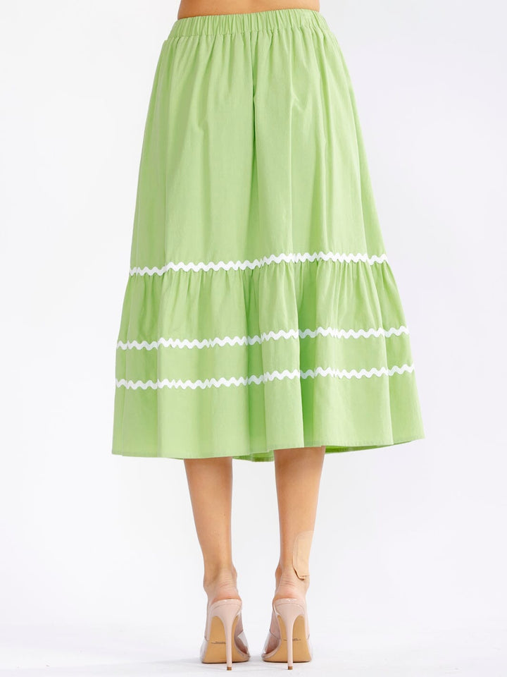 WOMEN'S ELASTIC WAIST FRONT POCKETS TRIM DETAILED FIT & FLARE MIDI SKIRT